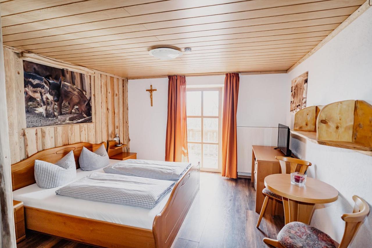 Landhotel Zum Matthiasl Bischofsreut Экстерьер фото
