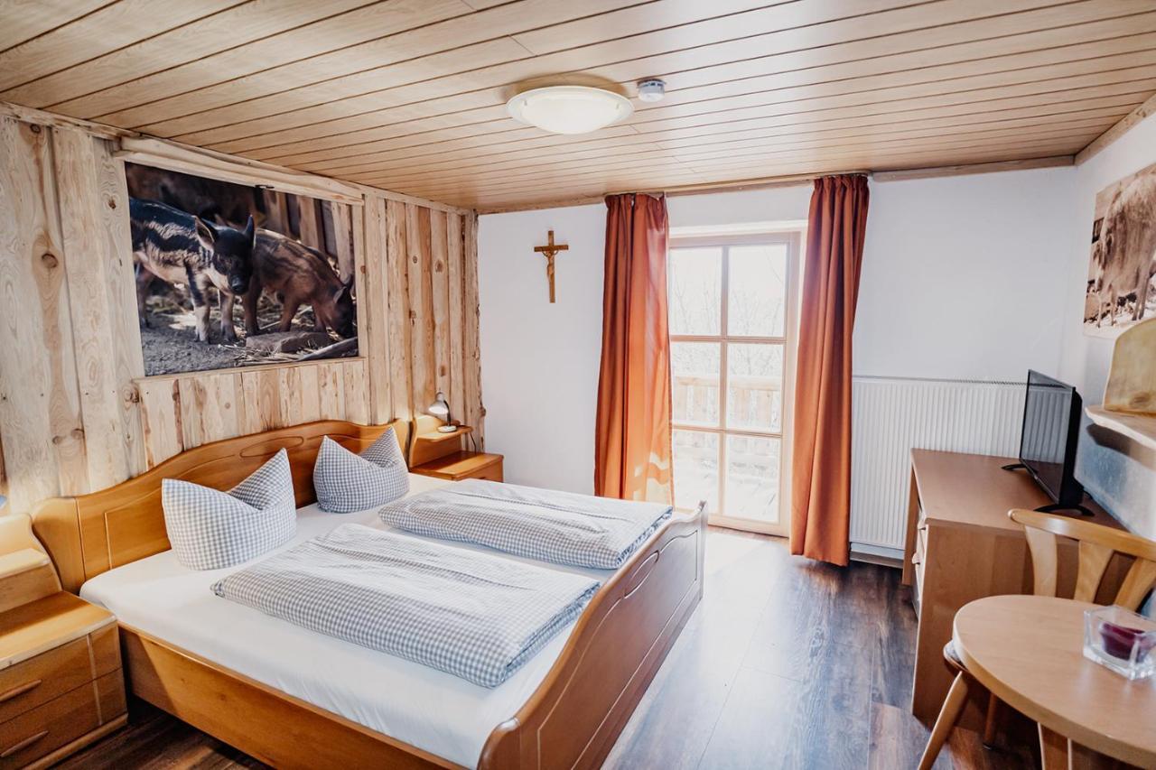 Landhotel Zum Matthiasl Bischofsreut Экстерьер фото