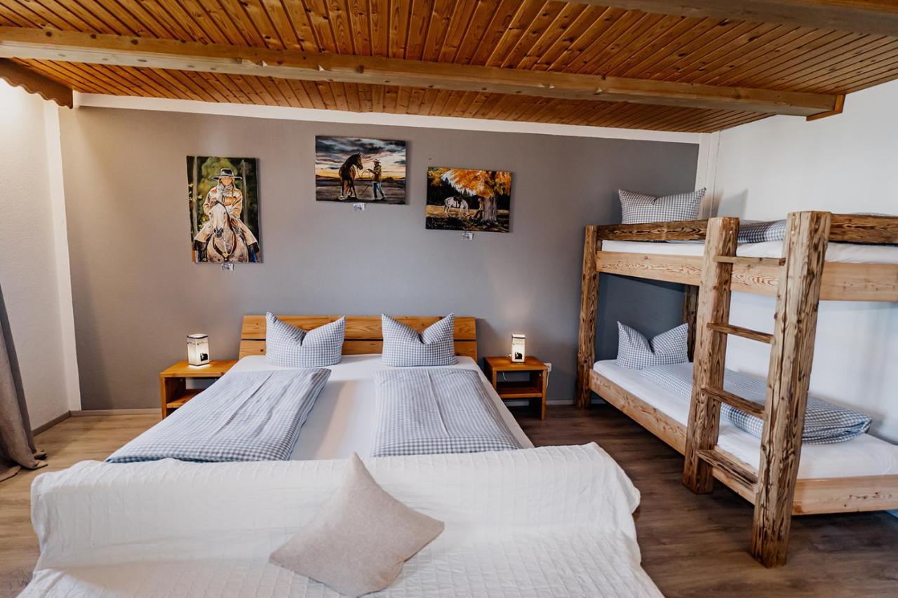 Landhotel Zum Matthiasl Bischofsreut Экстерьер фото