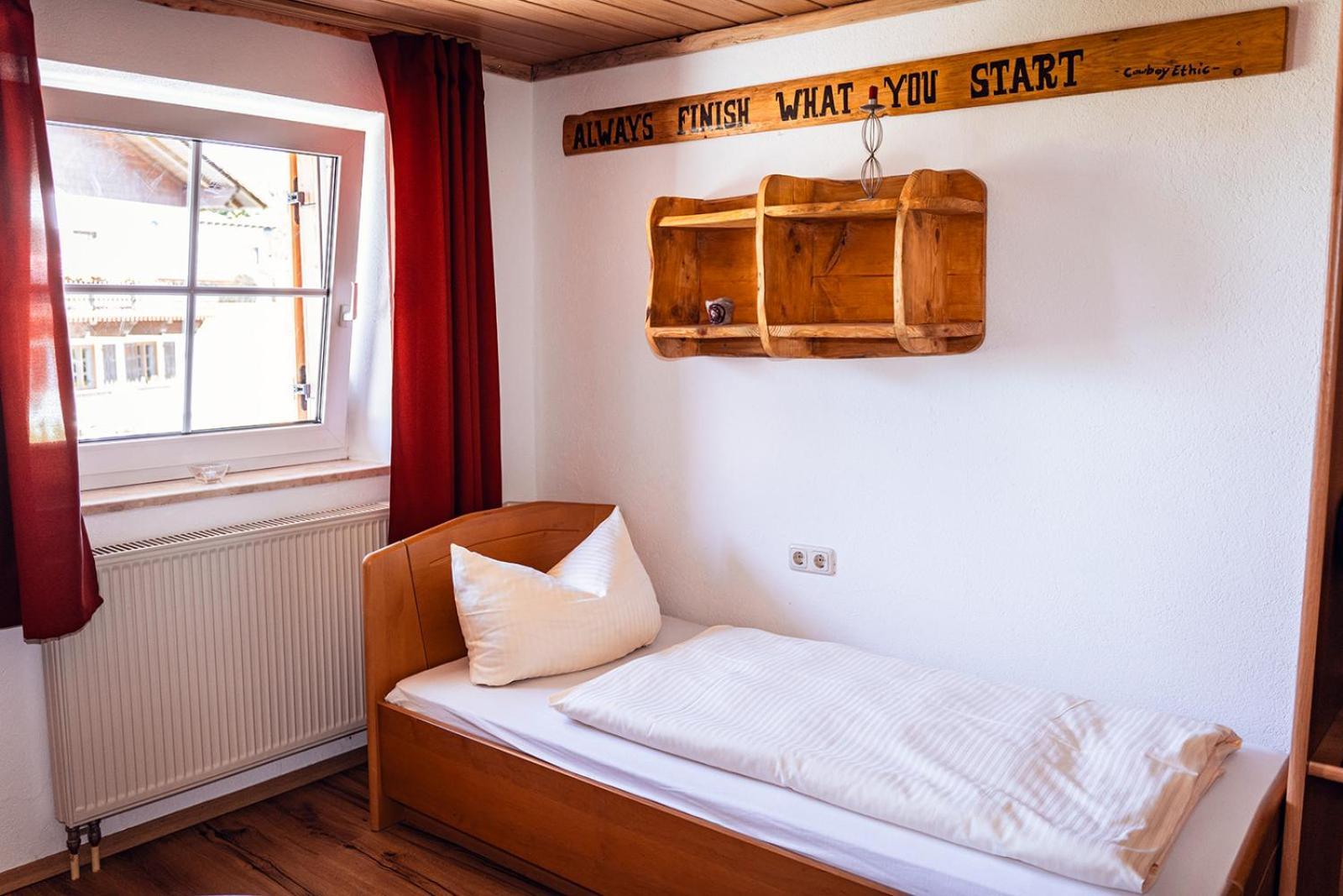 Landhotel Zum Matthiasl Bischofsreut Экстерьер фото
