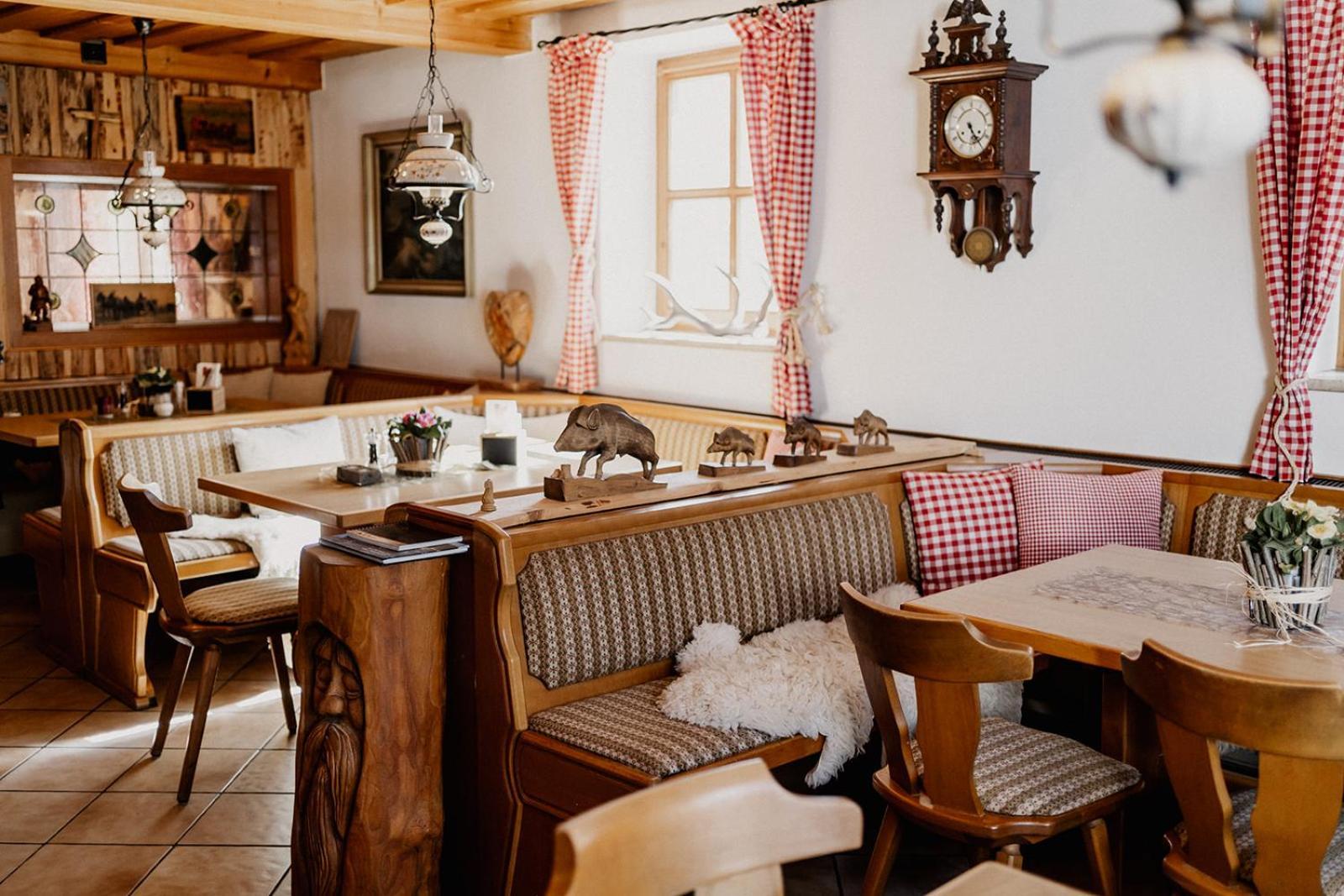 Landhotel Zum Matthiasl Bischofsreut Экстерьер фото